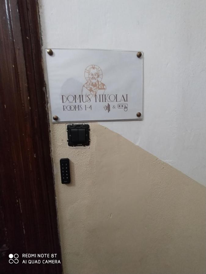 Domus Nikolai Hotel Bari Eksteriør billede