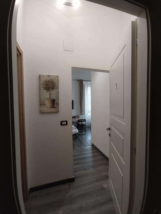 Domus Nikolai Hotel Bari Eksteriør billede