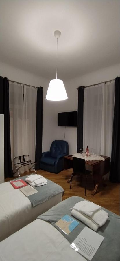 Domus Nikolai Hotel Bari Eksteriør billede