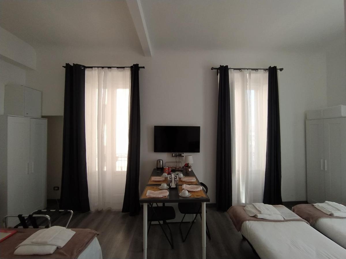 Domus Nikolai Hotel Bari Eksteriør billede
