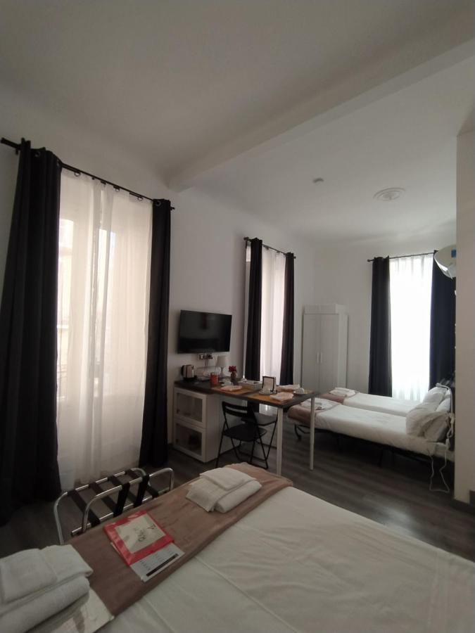 Domus Nikolai Hotel Bari Eksteriør billede