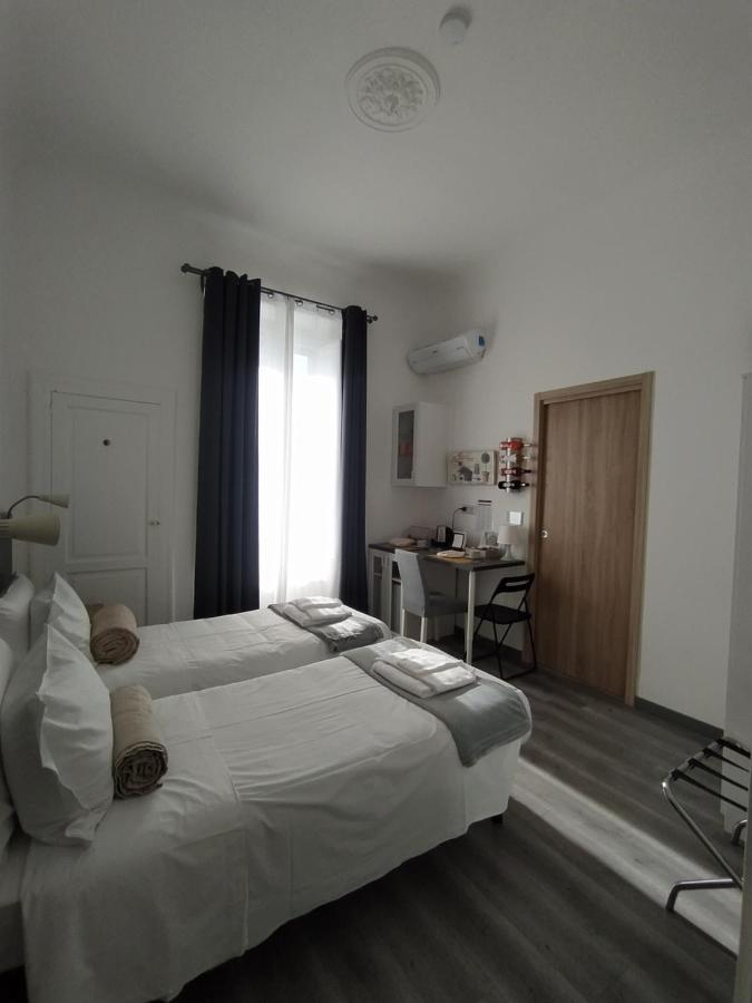 Domus Nikolai Hotel Bari Eksteriør billede