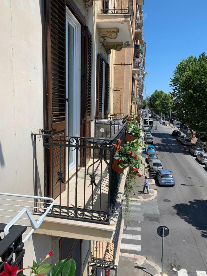 Domus Nikolai Hotel Bari Eksteriør billede